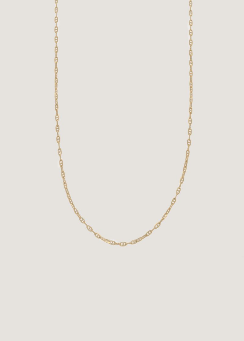 alt="Mariner Chain Necklace"