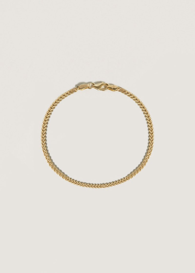 alt="Capri Curb Chain Bracelet"