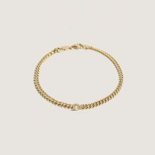 alt="Capri Curb Diamond Bracelet"