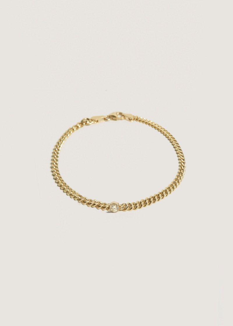 alt="Capri Curb Diamond Bracelet"