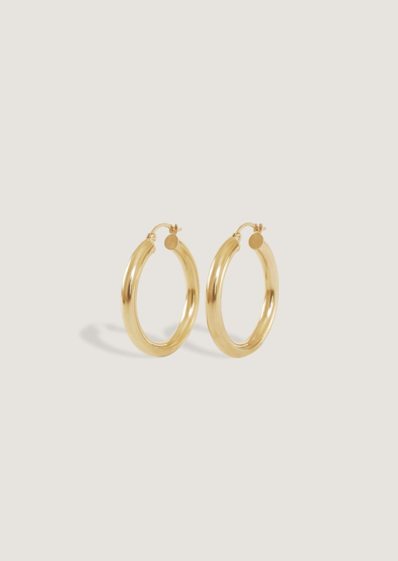 alt="Classic Hoop Earrings - Medium"