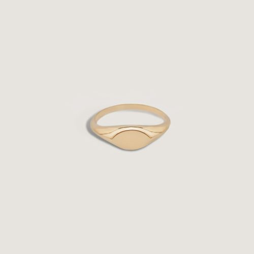 Eloise Oval Signet Ring - Engraving