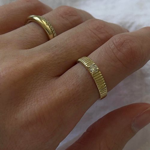 kinn 14k gold fine jewelry lifestyle solis mini 5