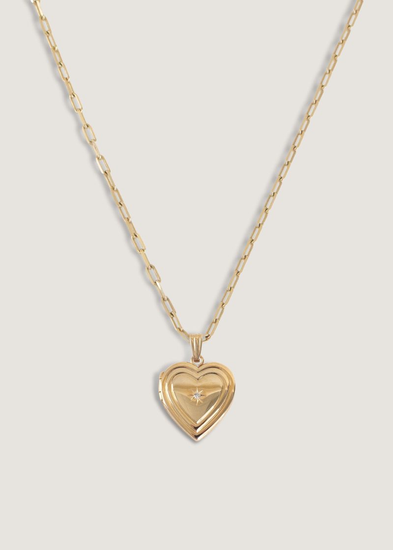 alt="Maison Ribbed Heart Locket Necklace II"