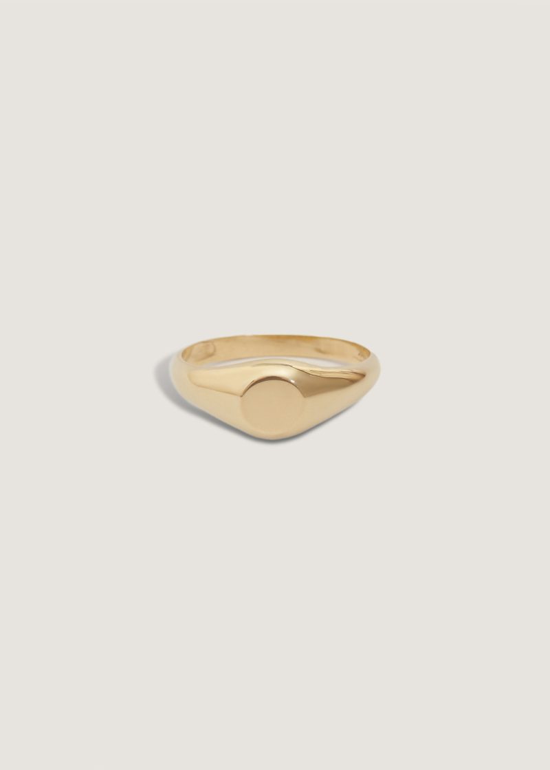 Medium Signet Ring - Engraving