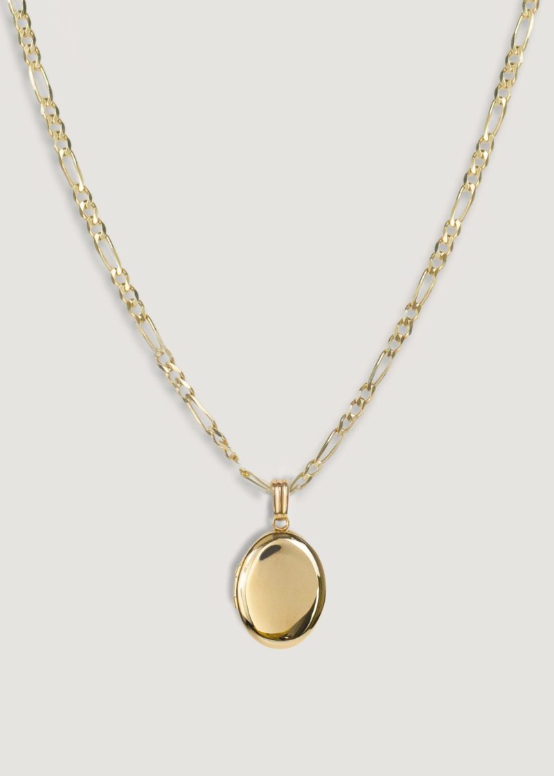 alt="Maison Oval Locket Necklace I - Figaro"