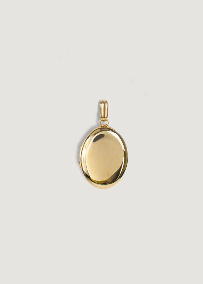 Maison Oval Locket - Engraving